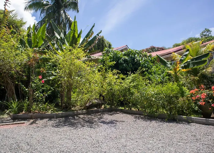 Domaine Desaubin Luxury Guest house Takamaka